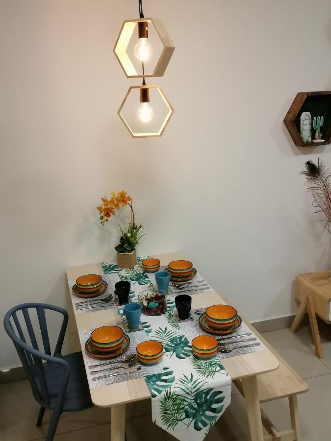 Nordic Geniehome2br1studio Free 90mbps Wifi And Carpark At Utropolis *